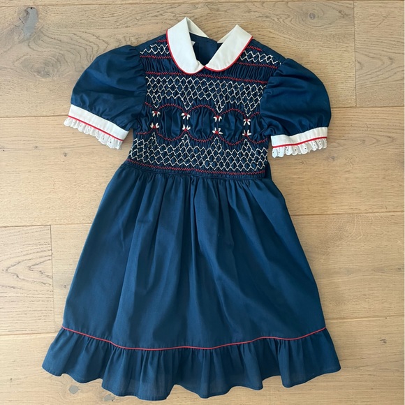 Vintage Navy Blue Smocked Dress with White Collar Size 5 - Picture 1 of 4